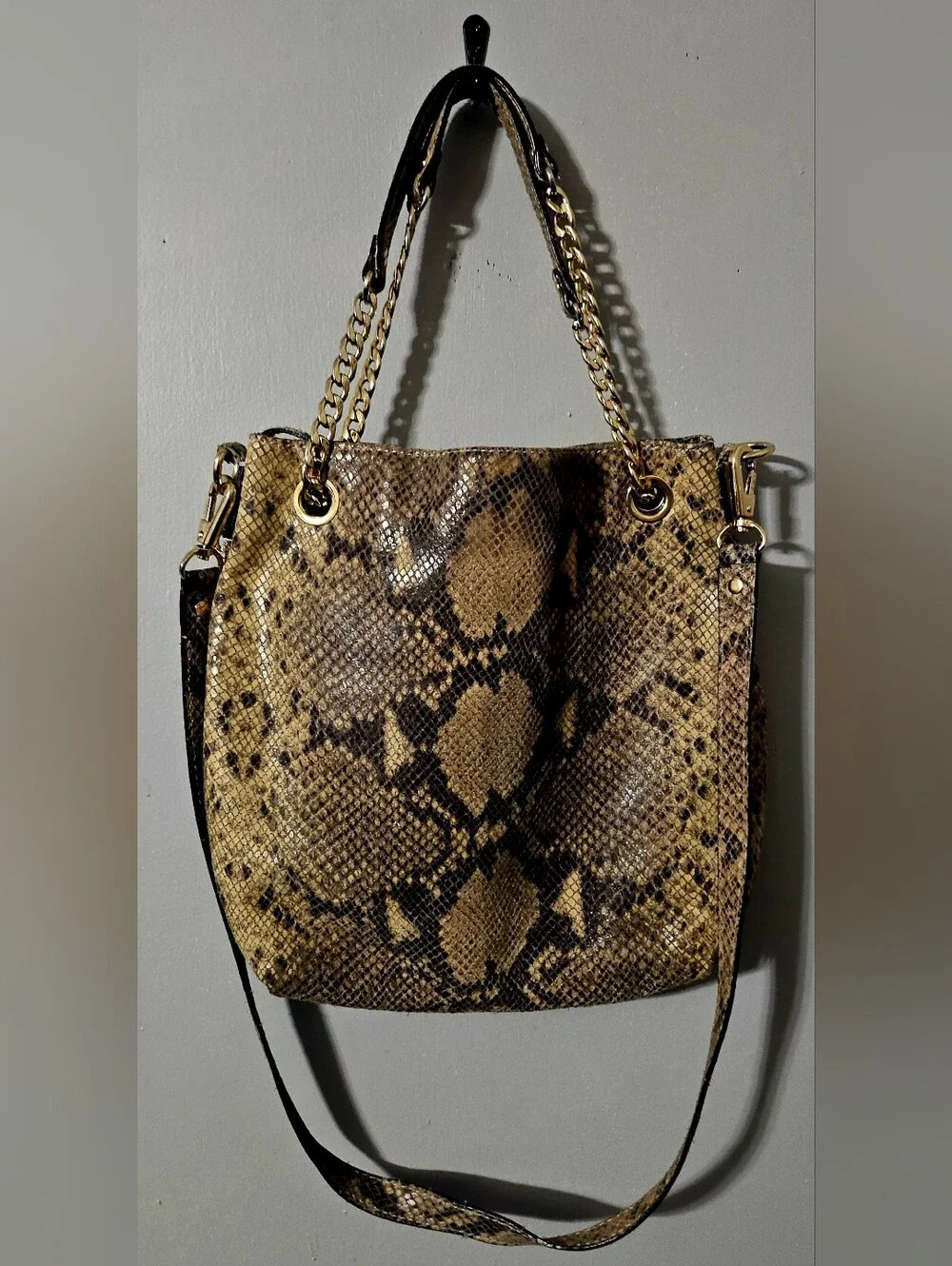 Authentic Michael Kors Snakeskin Shoulder Purse With Gold Chain Straps